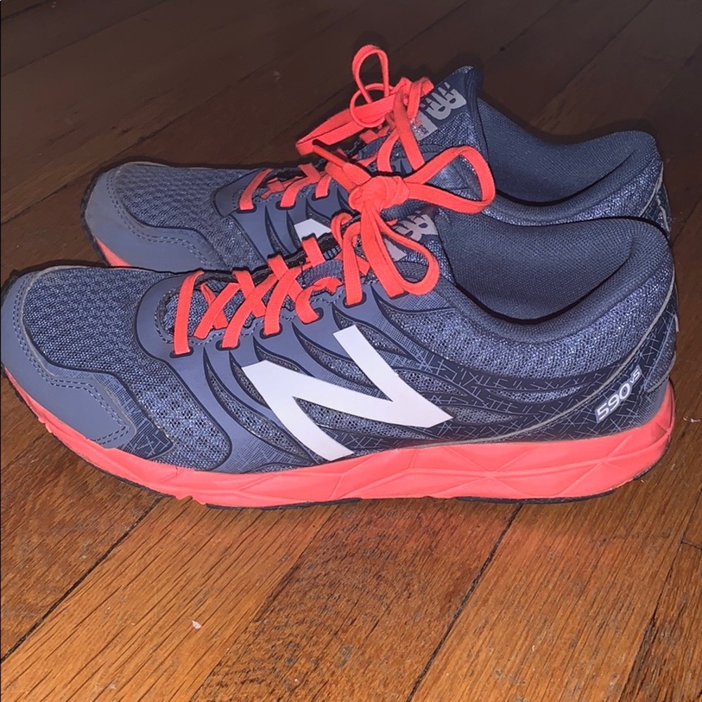 WOMEN’S NEW BALANCE 590v5